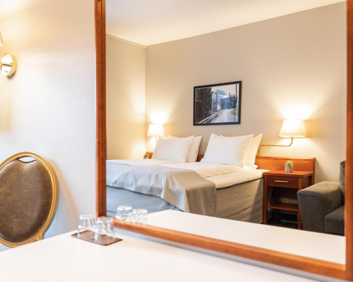 Froken Skjolds Hotel Lyngengarden Mosjoen Bagian luar foto