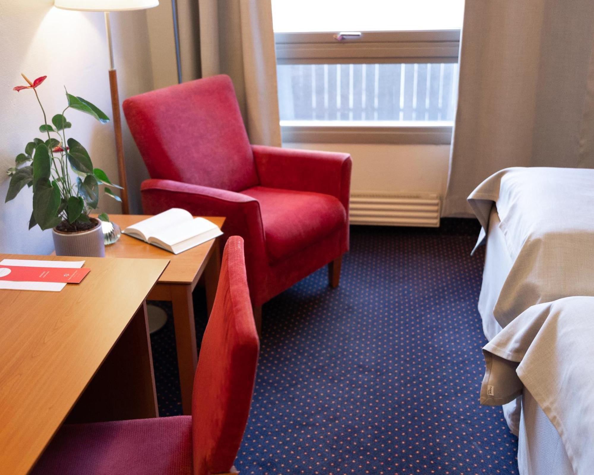 Froken Skjolds Hotel Lyngengarden Mosjoen Bagian luar foto