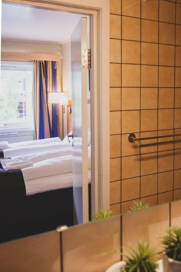 Froken Skjolds Hotel Lyngengarden Mosjoen Bagian luar foto